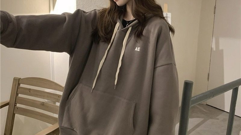 Áo hoodie và quần legging