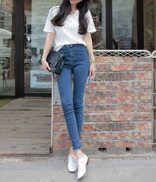 Tham khảo ngay cách phối đồ với quần jeans ôm “cực chất”