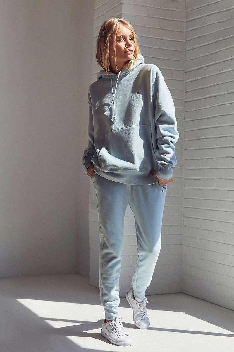 Hoodie Với Quần Jogger