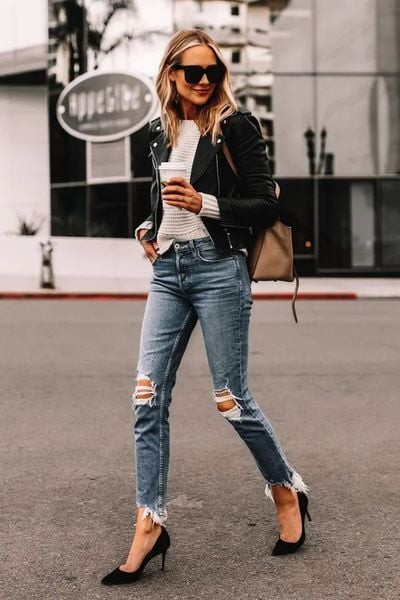 Quần jeans ôm mix áo khoác da cá tính