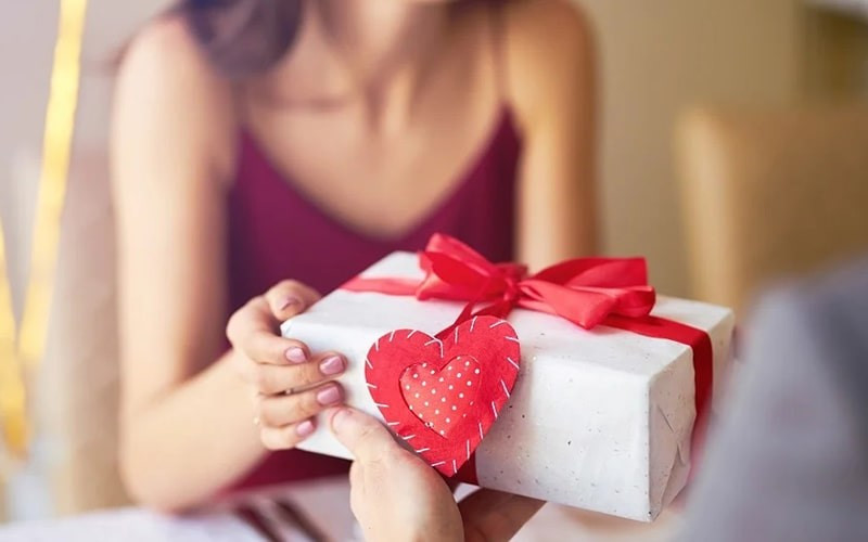 10 điều các anh cần nắm rõ khi chọn mua đồ lót tặng vợ