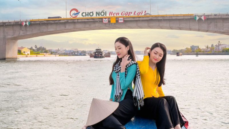 15+ cách phối đồ nữ đi Miền Tây chuẩn style sông nước