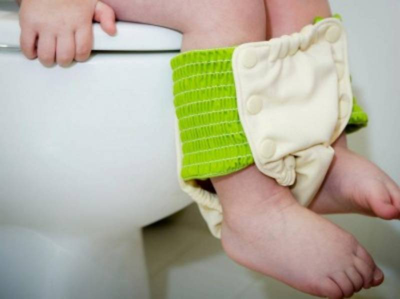 Bé gái mấy tuổi nên mặc quần lót? Tips chọn quần lót cho bé gái