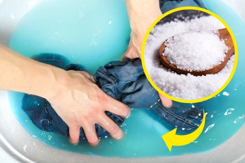 Cách giặt quần jeans không phai màu, giữ quần bền như mới