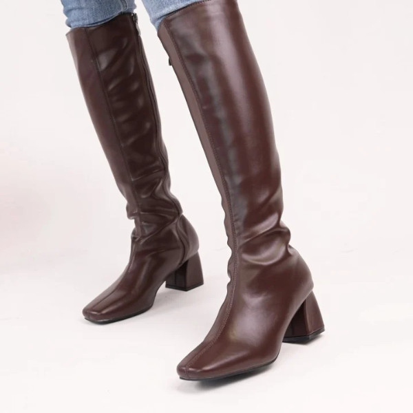Bí quyết lựa chọn và sử dụng giày boot cao cổ nữ cá tính