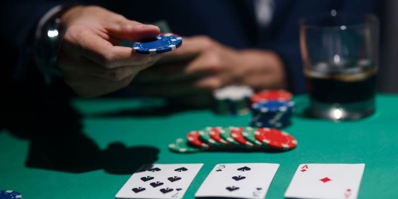 W88 Hướng Dẫn Chi Tiết Cách Chơi Poker 3 Lá Cho Người Mới