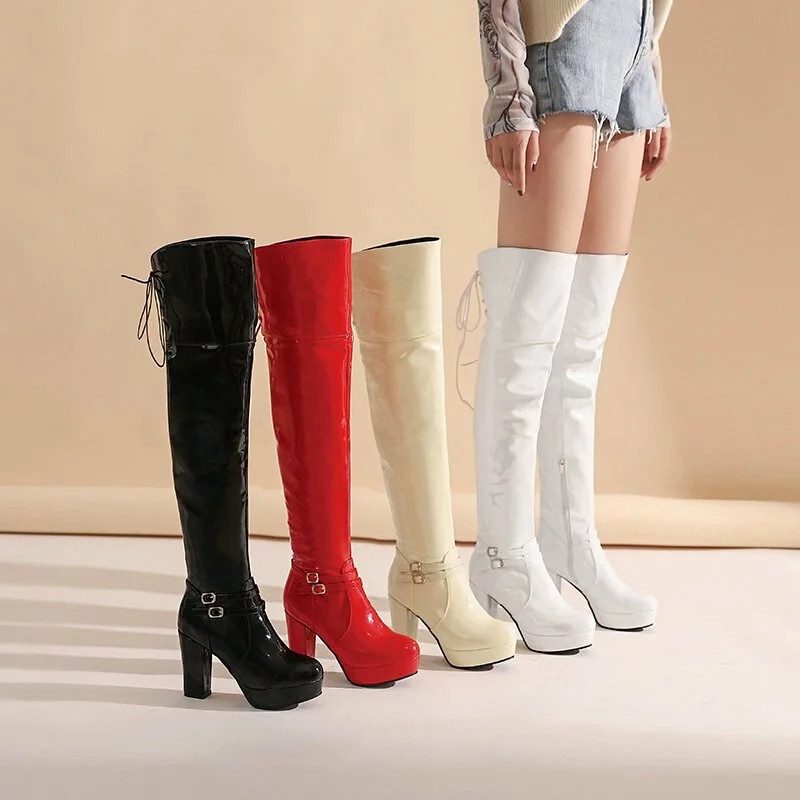 Lưu ngay 15+ set đồ đi chơi Tết cho nữ hot nhất xuân 2025