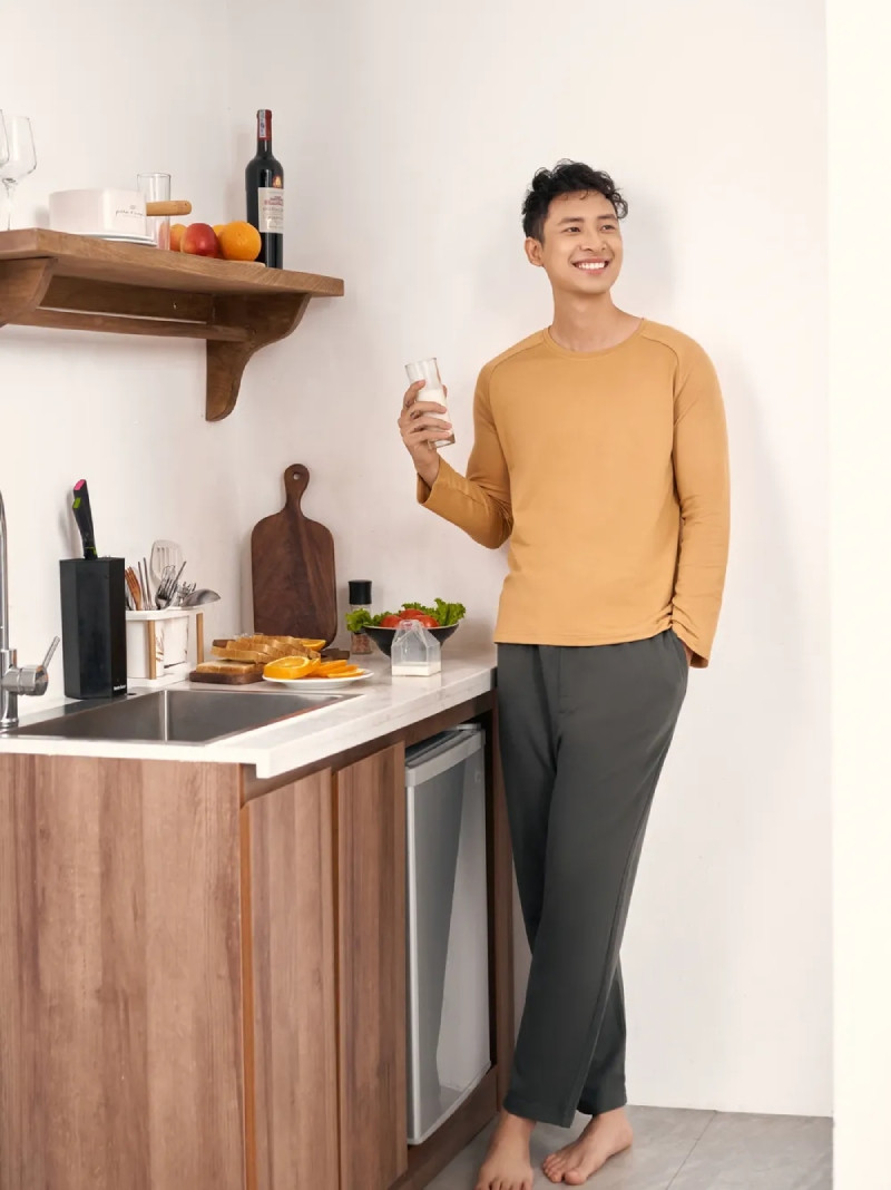 Màu vàng phối với màu gì? Công thức phối đồ màu vàng tôn da