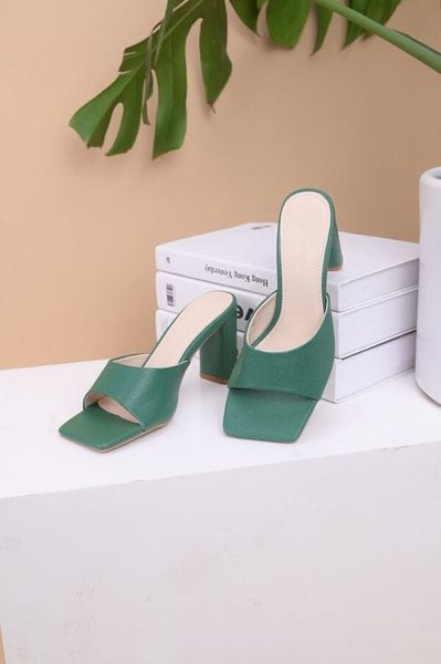 Những lưu ý khi mang guốc xỏ ngón dành cho phái nữ