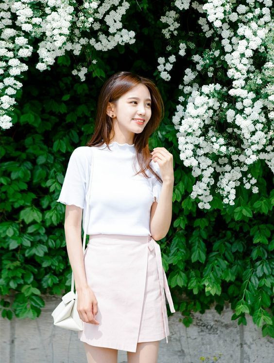 Phối đồ với quần giả váy: mix &amp; match với áo gì đẹp?