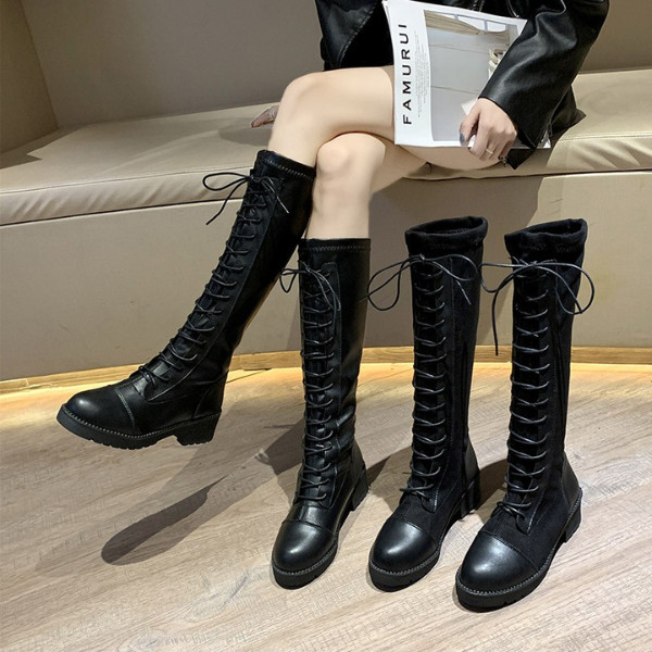 Top 3 cách phối đồ với boot cao cổ nữ