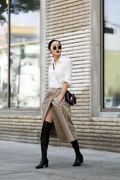 Top 5 cách phối đồ với giày boot nữ cổ cao hot nhất 2022